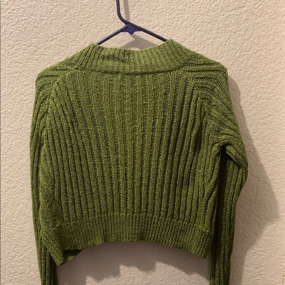 BCBGMaxAzria Green Cropped Cardigan Sweater - Picture 7 of 9